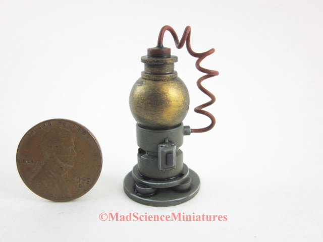 Small mad science lab equipment D209 - MadScienceMiniatures.com