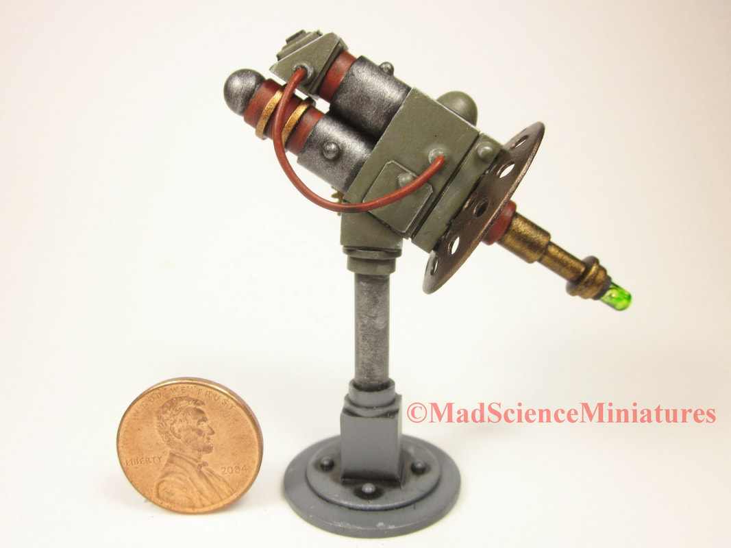 Dollhouse miniature Frankenstein laboratory electroray generator D282 in 1:12 scale - MadScienceMiniatures.com