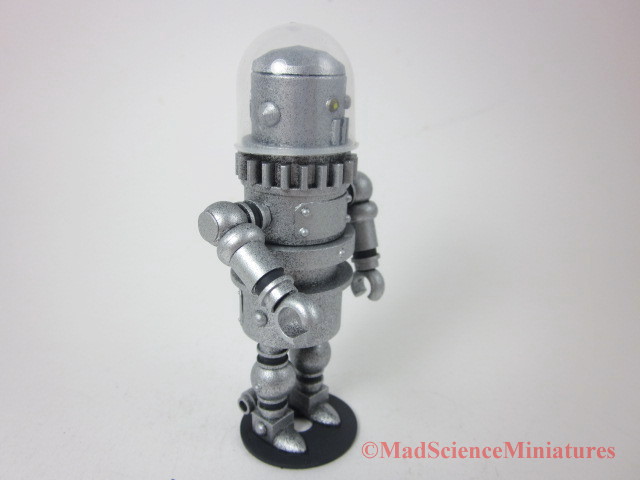 Miniature robot for 1:12 dollhouse mad scientist - MadScienceMiniatures.com